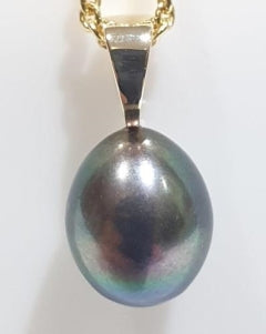9ct Yellow Gold Dyed Black Freshwater Pearl Pendant