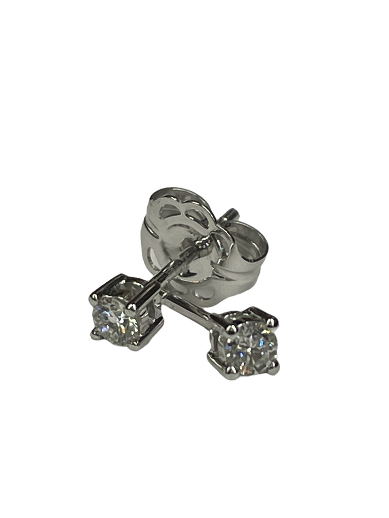 9ct White Gold 4 Claw Diamond Stud Earrings